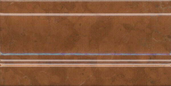 FMD026 Плинтус Стемма коричневый 20x10x13 FMD026 Плинтус Стемма коричневый 20x10x13